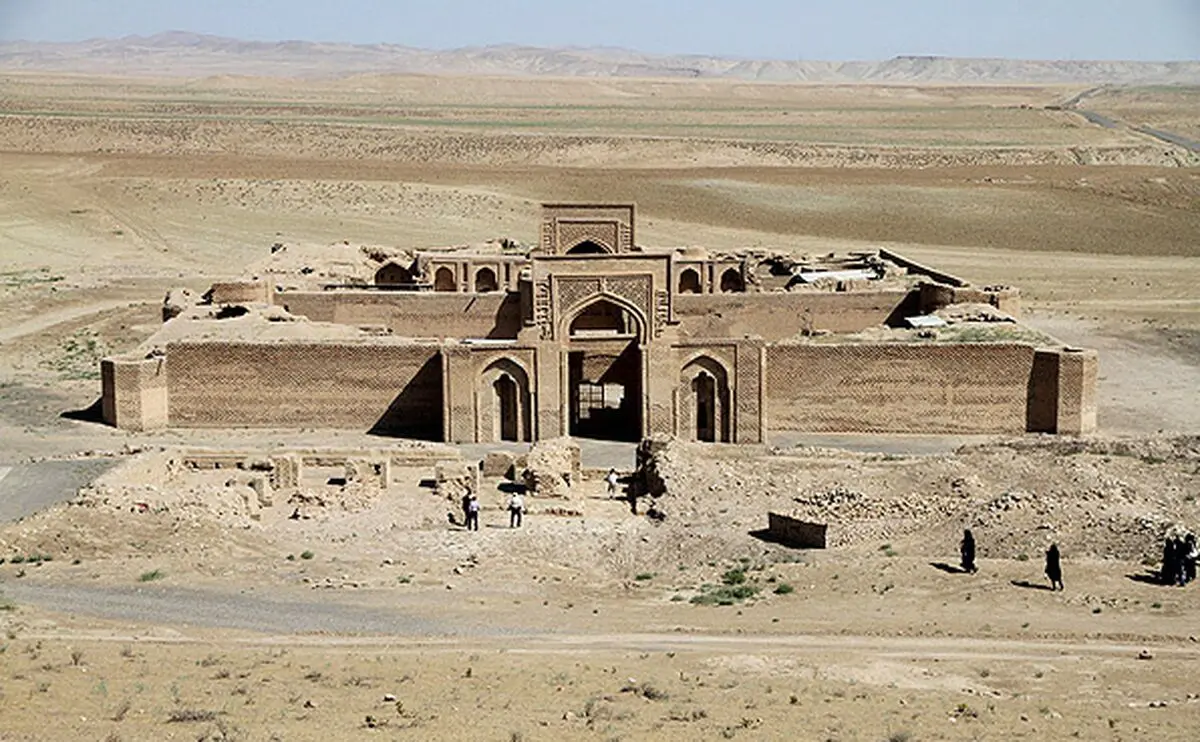 ایران، مهد کاروانسراهای جهان  