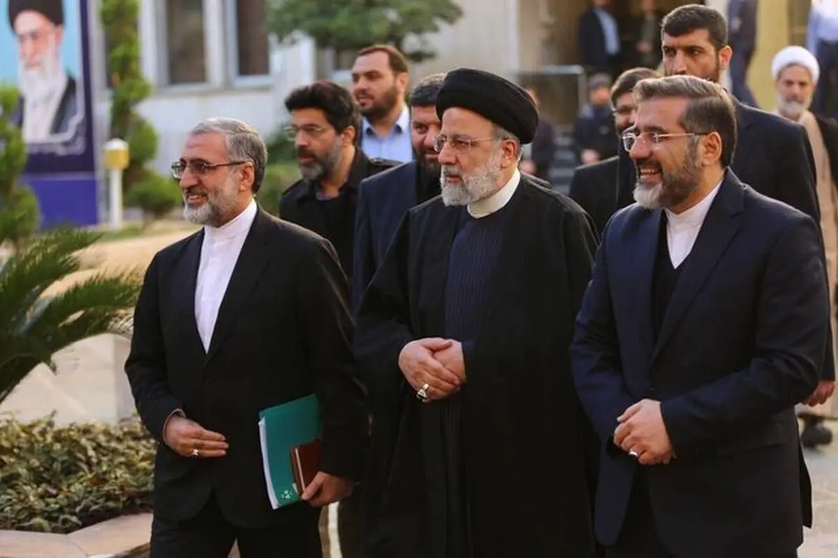 رئیس‌جمهور به وزارت فرهنگ و ارشاد اسلامی رفت