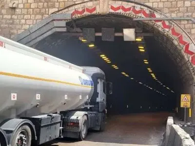 تونل «تنگه زاغ» هرمزگان مسدود شد
