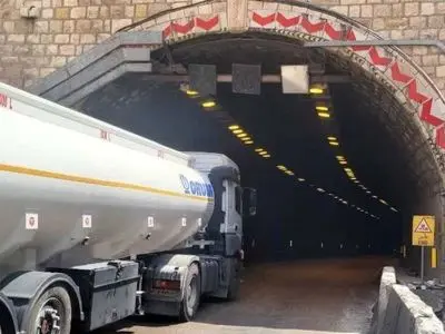 تونل «تنگه زاغ» هرمزگان مسدود شد