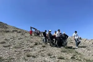 سقوط ناگهانی کارگر معدن شن و ماسه در چاه ۴ متری