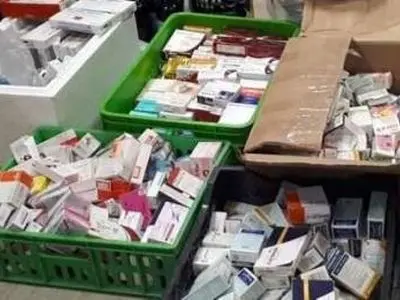 توقیف محموله داروهای غیر مجاز قاچاق در مرزهای سیستان و بلوچستان