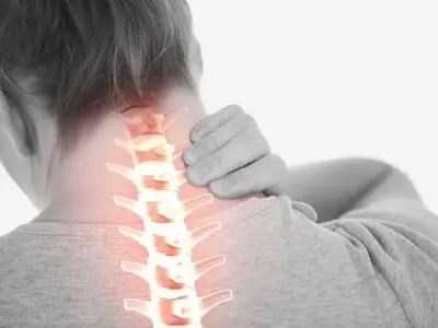 با رعایت این نکات ساده، از کمردرد و گردن‌درد هنگام خواب پیشگیری کنید