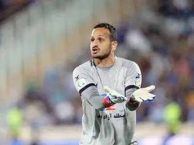 بعد از محرومیت اخباری؛ پرسپولیس به دروازه‌بان محبوبش رسید