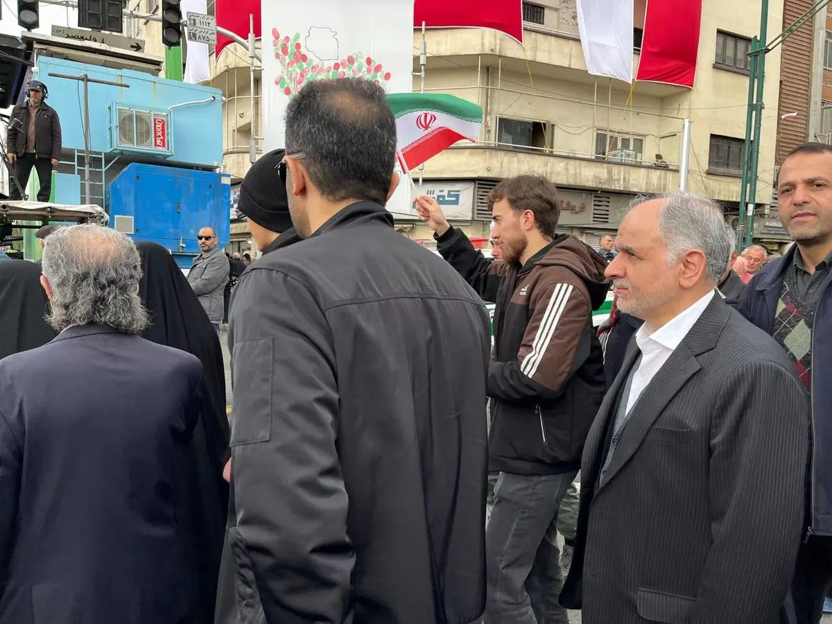 حضور وزیر دادگستری در راهپیمایی ۲۲ بهمن