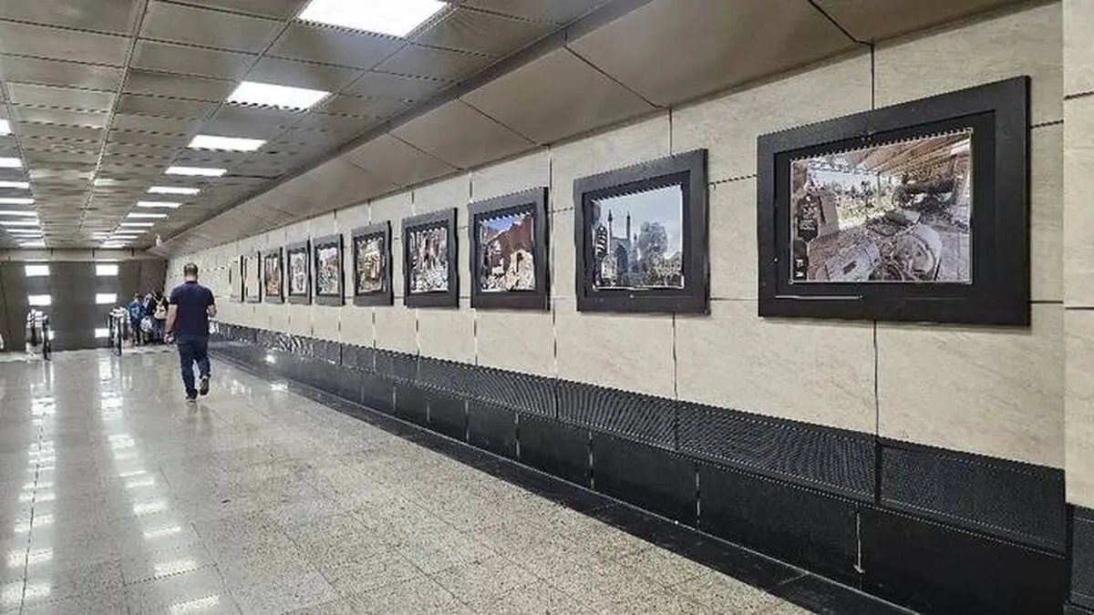 «ایستاده در غبار» به ایستگاه مترو تئاتر شهر رسید/ روایت تصویری جنایات جنگی علیه میراث تاریخی ایران در قلب پایتخت