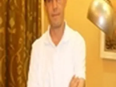 شارلاتانیسم ادبی کیفیت ترجمه و منافع مترجمان را تهدید می‌کند
