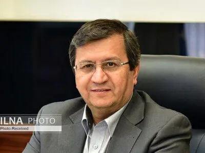 همتی: التقلبات الأخیرة فی سوق الصرف صدمات عابرة 