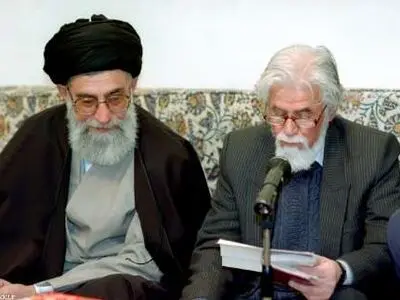 قائد الثورة الاسلامیة یعزی بوفاة الشاعر الشهیر حمید سبزواری