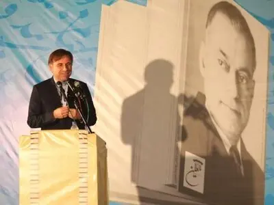 تجلیل از نخبگان ملی تلاشی در جهت اعتلای فرهنگ و سرمایه‌های اجتماعی است