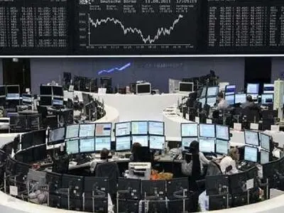 الأسواق العالمیة تهتز بعد العدوان الأمریکی على سوریا 