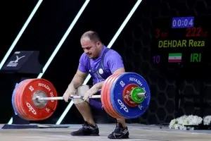  وزنه‌برداری قهرمانی جهان؛ دست دهدار به مدال نرسید/ مقام نهمی وزنه‌بردار ایران در ۱۰۲ کیلوگرم 