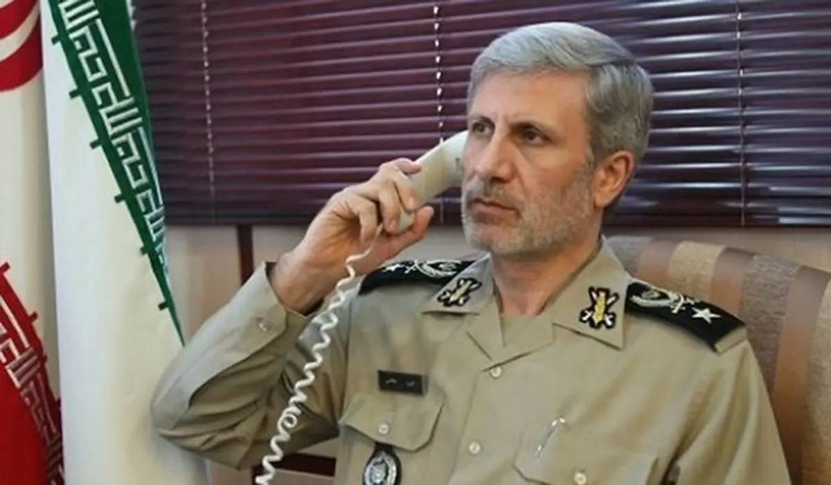 تأکید ایرانی على تطویر التعاون الدفاعی مع باکستان لارساء الامن بالمنطقة