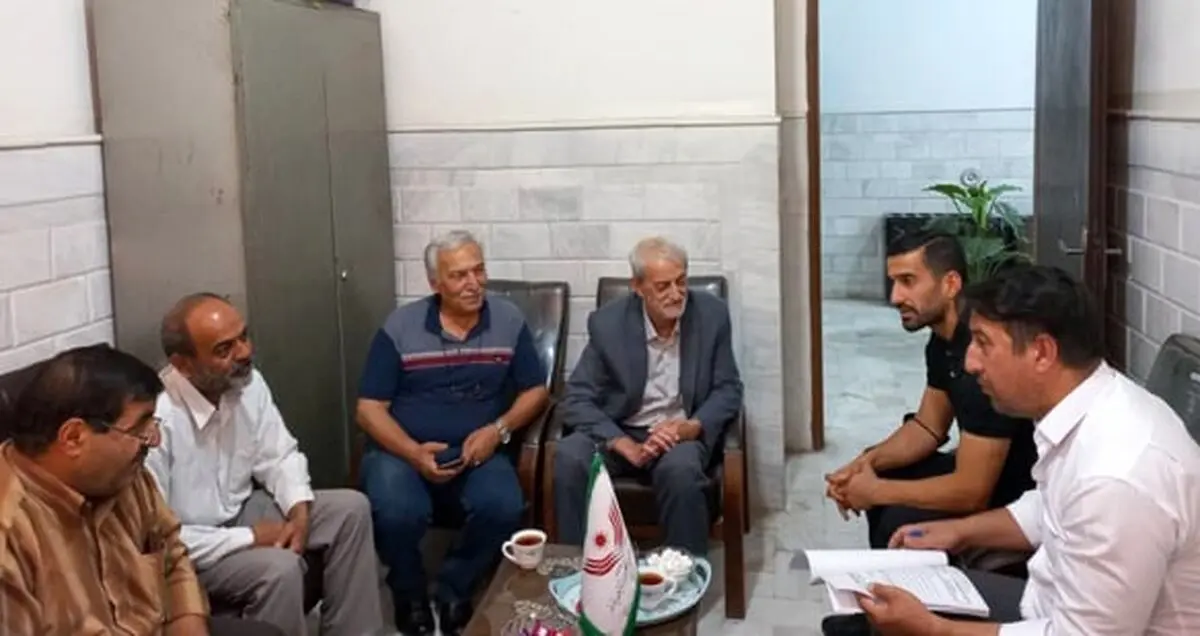 اقدام ارزشمند حاج صفی با آزادی 10 زندانی