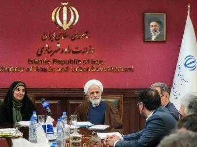 ضرورت هم‌افزایی معاونت حقوقی ریاست جمهوری با وزارت راه برای مطالبه غرامت جنگی از دشمن متجاوز