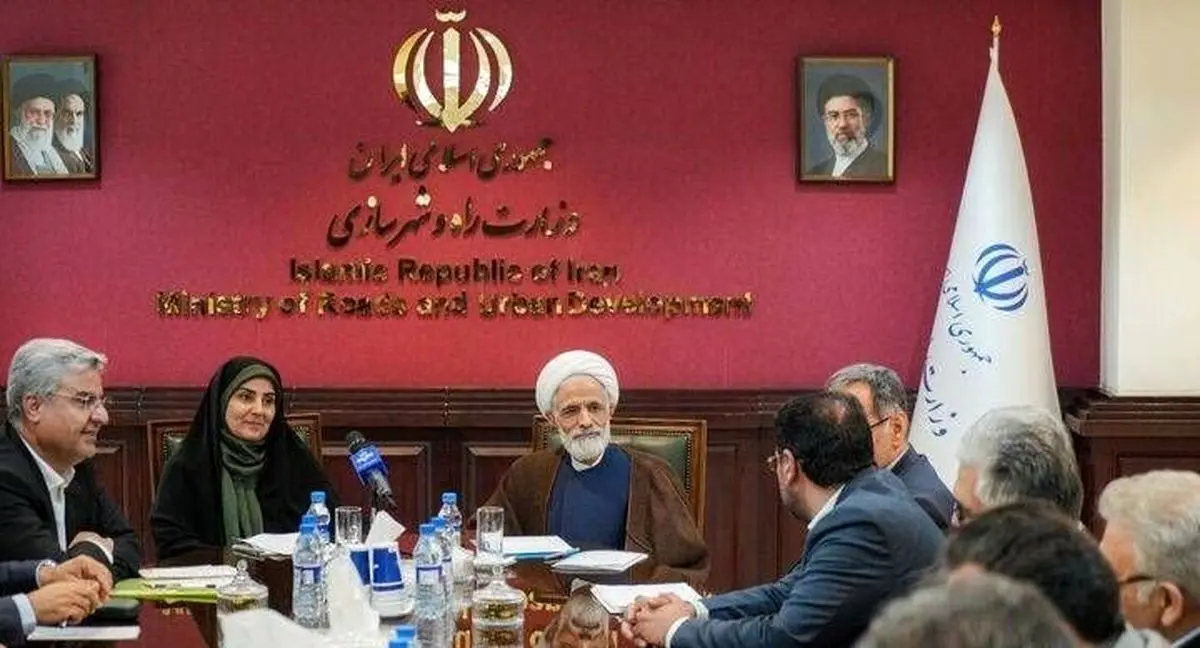 ضرورت هم‌افزایی معاونت حقوقی ریاست جمهوری با وزارت راه برای مطالبه غرامت جنگی از دشمن متجاوز
