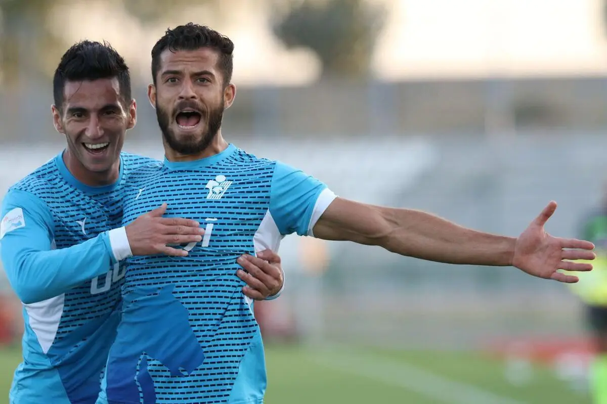 آقاخان: شادی پس از گلم اشتباه بود/ گل به پرسپولیس بیشتر از استقلال به من چسبید