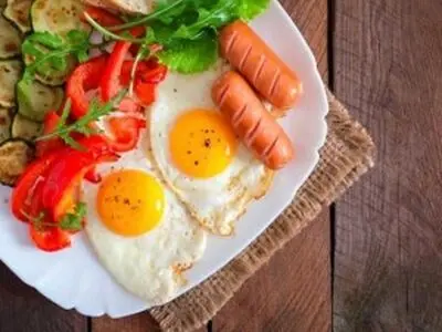 یک منوی متنوع و خوشمزه برای وعده صبحانه