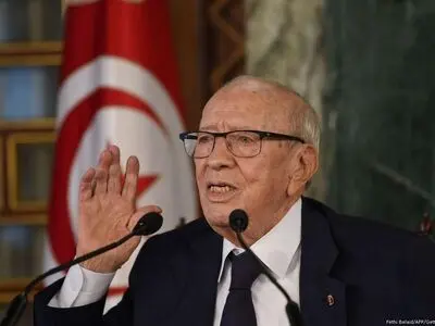 ادامه وضعیت اضطراری در تونس
