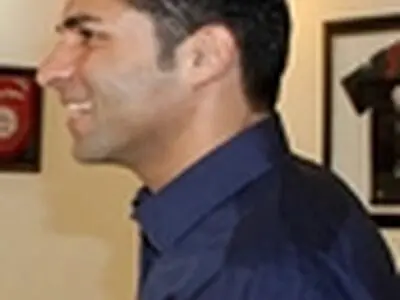 وحید هاشمیان از نیندورفر جدا شد