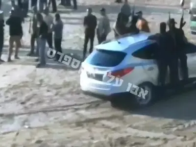 منابع صهیونیستی: تاکنون ۷ اسیر اسرائیلی در غزه تحویل صلیب سرخ شده‌اند که همهٔ آن‌ها سالم هستند + فیلم