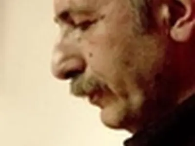 حافظ با زهد و ریا به ستیزه می‌پردازد