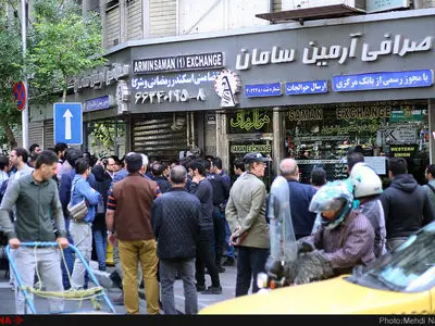 تا اطلاع بعدی، عرضه ارز به بازار متوقف است