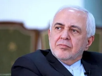 ظریف راهی سوئیس شد