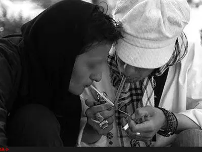 سن شروع مصرف مواد مخدر در زنان به مردان نزدیک شده‌است 