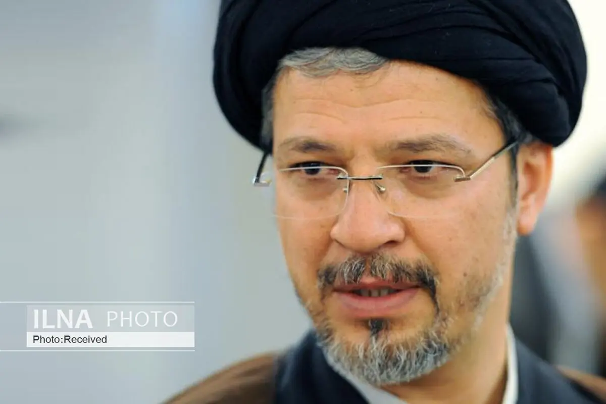 دبیر شورای عالی انقلاب فرهنگی پرتاب موفق  ماهواره نور را تبریک گفت
