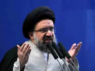 آیة الله خاتمی: المناورات الصاروخیة تجسید لاقتدار ایران