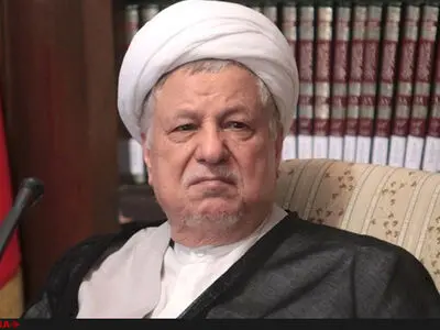 آیت‌الله هاشمی‌ پیش از ارتحال نقش داشتن در ترور حسنعلی منصور را رد کرد + فیلم