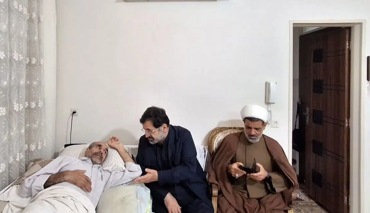 عیادت مقامات از «حسین قزاقی» کارگر مصدوم حادثه تروریستی شهرک صنعتی محمودآباد قم