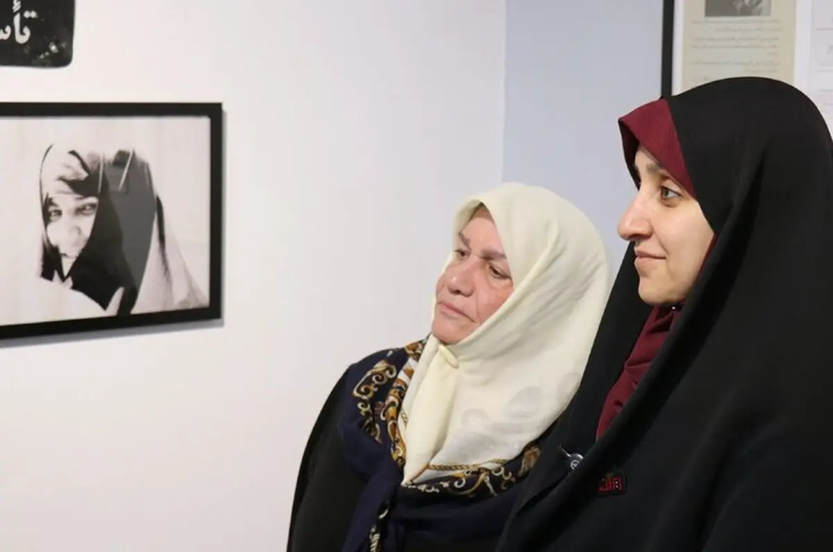 بازدید معاون رئیسجمهور در امور زنان از نمایشگاه «میراث اعظم» بازدید معاون رئیسجمهور در امور زنان از نمایشگاه «میراث اعظم»