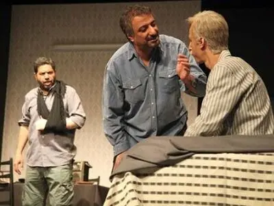 مجید سرسنگی دلایل توقف اجرای نمایش «پاییز» را توضیح داد