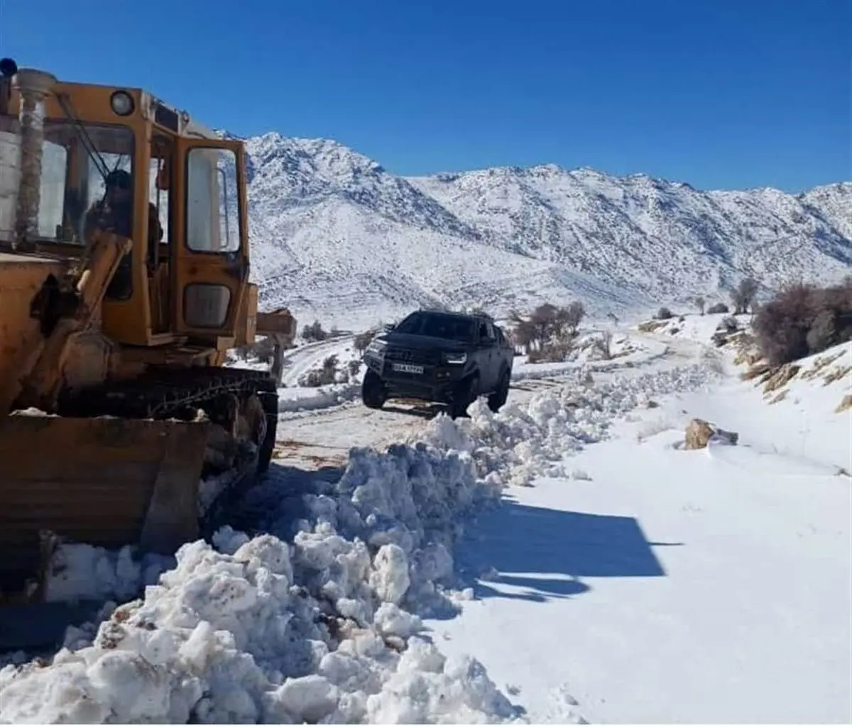 پایداری شبکه انتقال گاز در منطقه ۵ عملیات پس از بارش برف