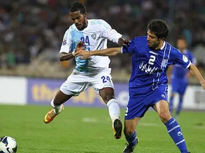 محمدرضا احمدی «الهلال –استقلال» را گزارش می‌کند
