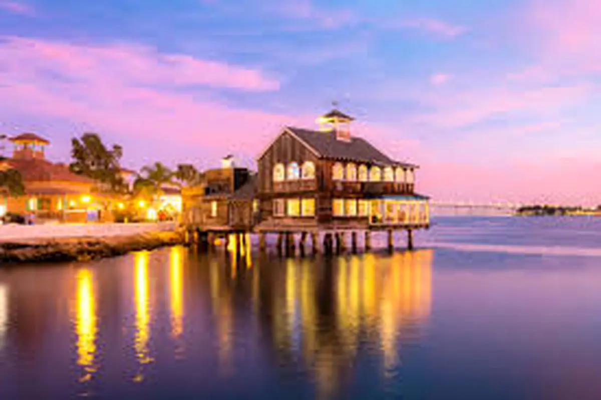 تصویری تماشایی از غروب سن دیگو + فیلم