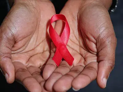 ۹۴ درصد بیماران HIV در ایران با درمان منظم دیگر ناقل ویروس نیستند

