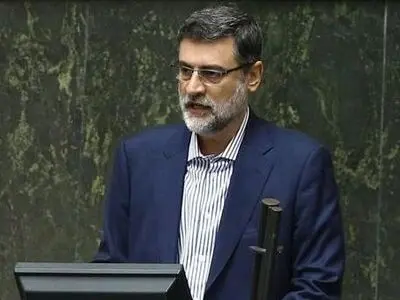 گفتمان دولت سلام گفتمانی مستقل از گفتمان‌های موجود در این انتخابات بود/ بهره‌گیری از زنان و مردان جوان در عرصه مدیریت، مسیر صحیح اجرای گام دوم انقلاب است