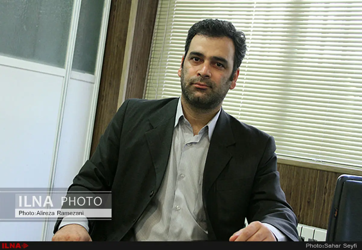 هدف اظهارات عضو کمیسیون اقتصادی مجلس پاک کردن صورت مساله است/ بگویند کجای قانون کار ضد اشتغال است