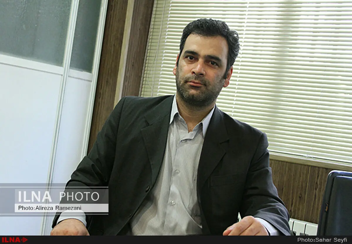 هدف اظهارات عضو کمیسیون اقتصادی مجلس پاک کردن صورت مساله است/ بگویند کجای قانون کار ضد اشتغال است