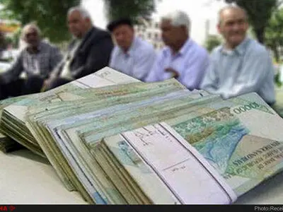 بازنشستگان چشم انتظار وام ۴ میلیون تومانی هستند/ناپایداری منابع سازمان تامین اجتماعی، تیغی که در گلو ماند