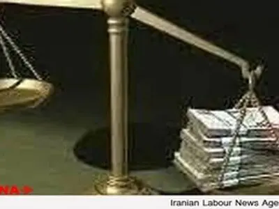 همسویی دولت و کارفرمایان، عدالت محاکم کار را نقض می‌کند