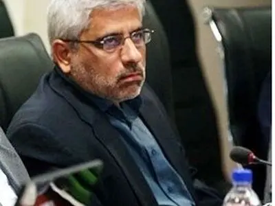 احتمال افزایش فاصله حرکت قطارهای تهران-کرج به یک ساعت/ سامانه "سفر برگ" برای سفرهای برون‌شهری است/ کاهش تعداد قطارها در خطوط متروی تهران