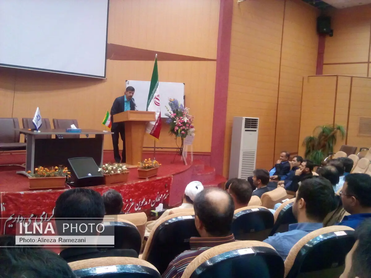 آزادی 30 زندانی مالی با کمک صنعتگران شهرک صنعتی شمس آباد 