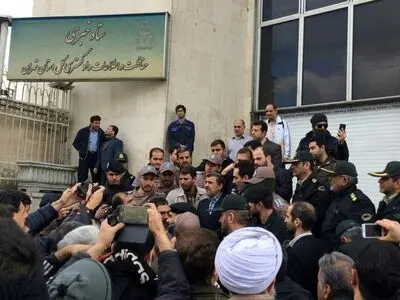 پمپاژ یاس و ناامیدی به جامعه از سوی عضو مجمع تشخیص مصلحت نظام
