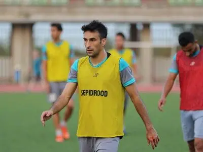 نزهتی: پنالتی اعلام می‌شد صددرصد پرسپولیس را حذف می‌کردیم / نیم فصل دوم هواداران را خوشحال می‌کنیم