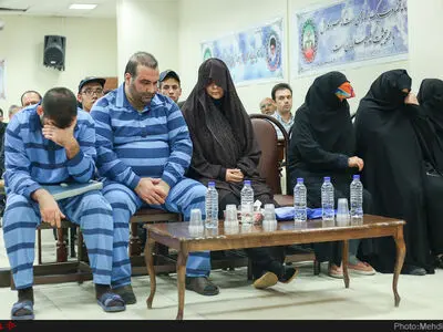 بانک مرکزی ظرف ۱۰ روز شرکت‌هایی که مجوز لیزینگ خودرو دارند را به مردم اعلام کنند/ متهم به من گفت کارت جانبازی‌ات را در کوزه بگذار و آبش را بخور