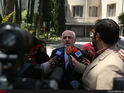 دو بار به موگرینی درباره بدعهدی‌های امریکا پیام کتبی دادم/ تصمیم‌گیری جدید آمریکا نشانگر کوتاه نظری آنهاست 
